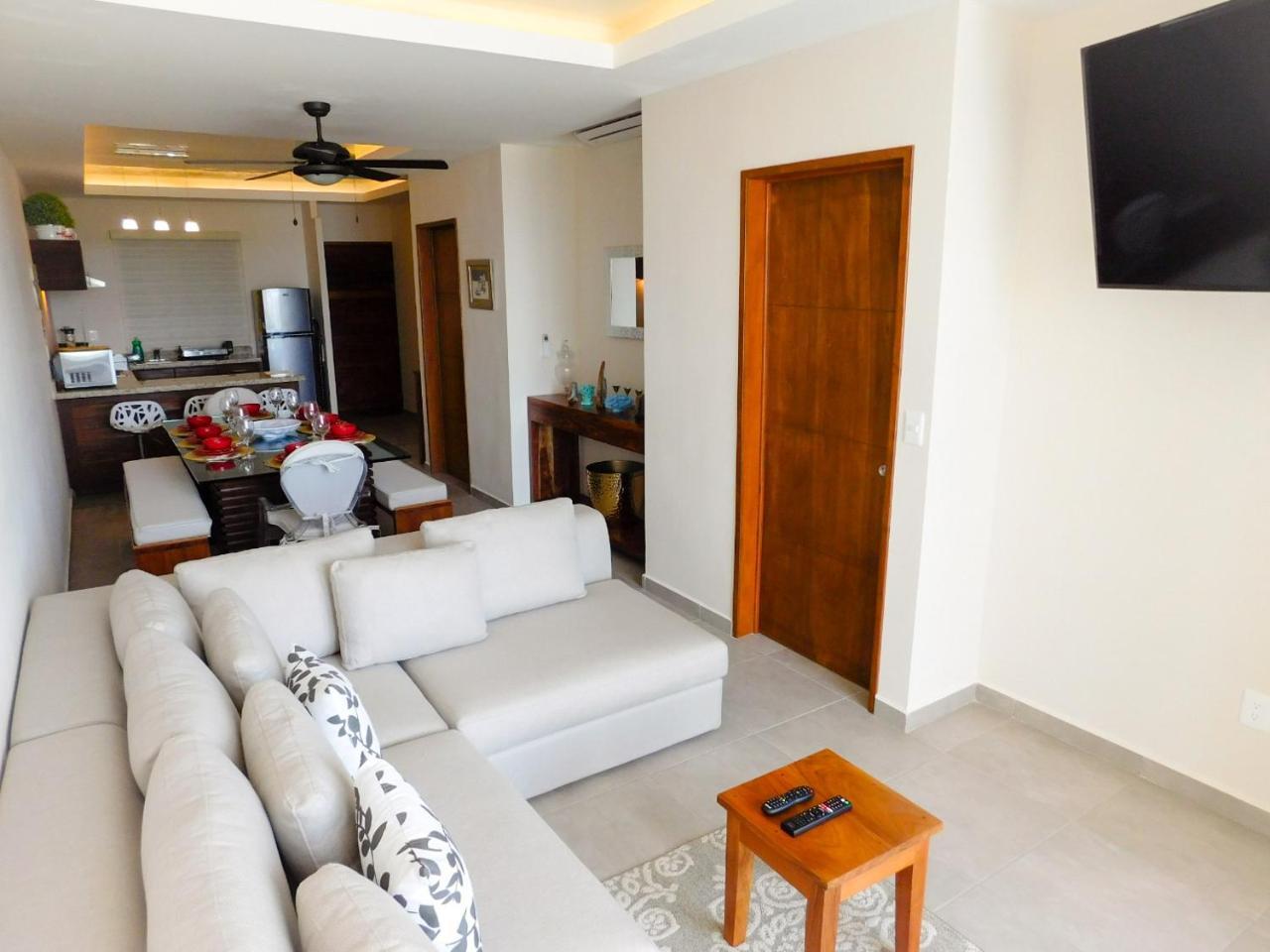 Aquastar By Rt Vacation Rentals Махахуал Екстериор снимка
