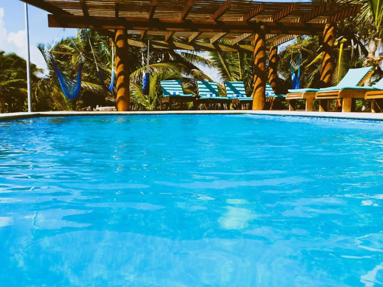 Aquastar By Rt Vacation Rentals Махахуал Екстериор снимка