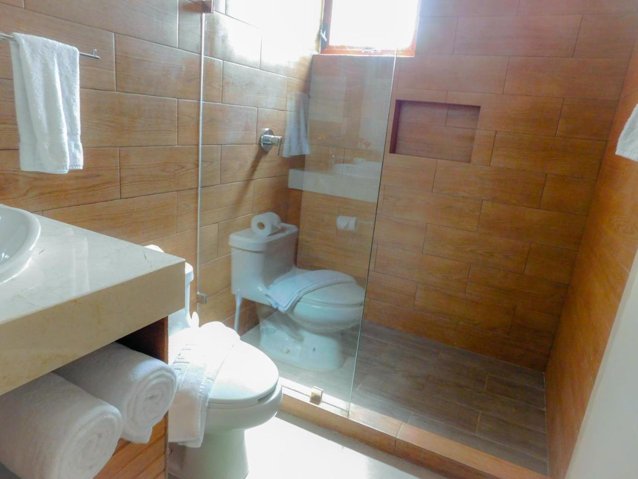 Aquastar By Rt Vacation Rentals Махахуал Екстериор снимка