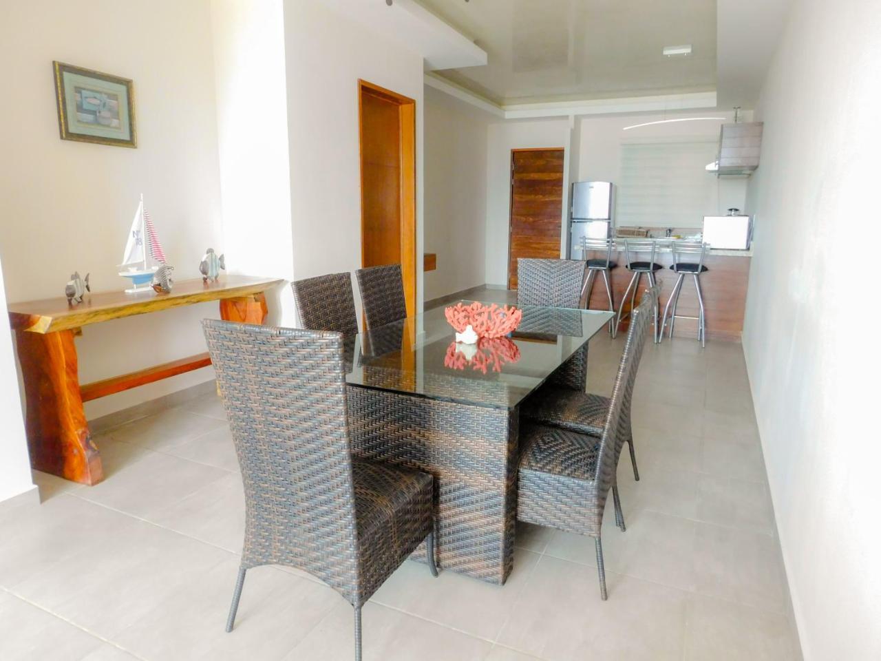 Aquastar By Rt Vacation Rentals Махахуал Екстериор снимка