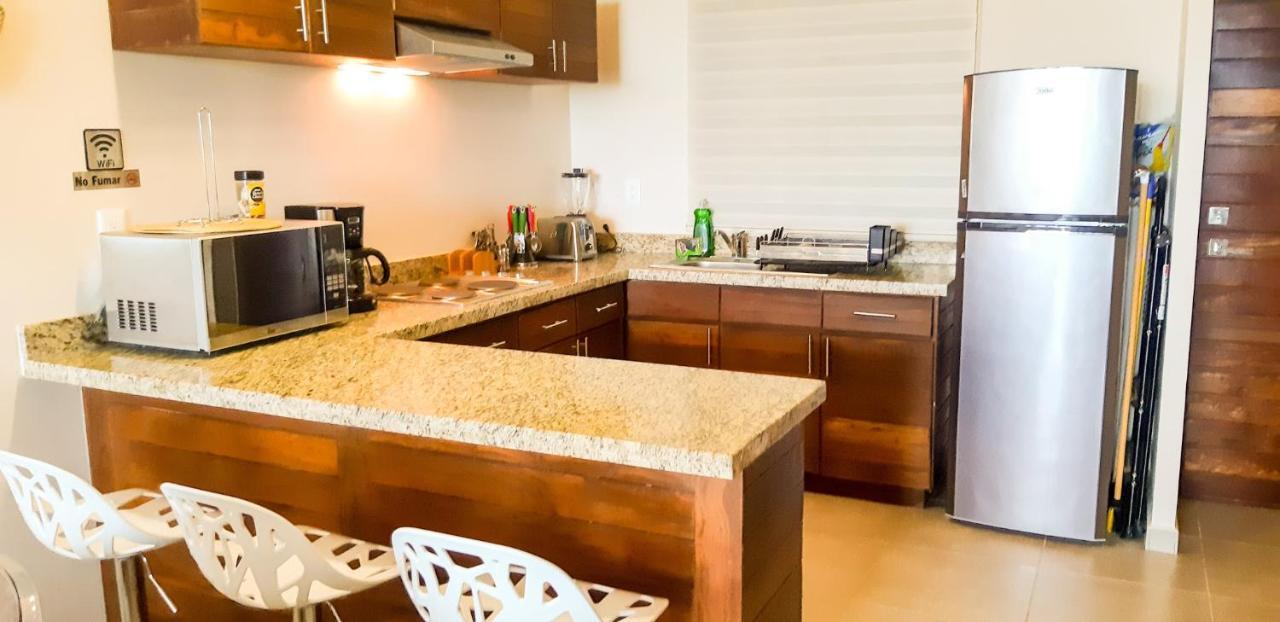 Aquastar By Rt Vacation Rentals Махахуал Екстериор снимка